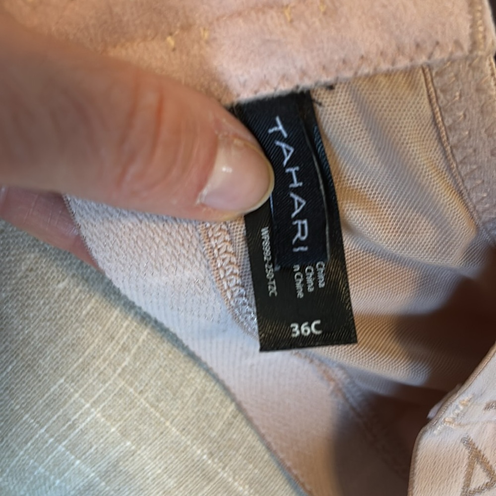 Tahari Black and Cream Intimates Bras - Picture 7 of 7